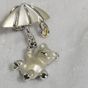 GIUSTI bear dangle from umbrella rhinestone rain drop 1.1432